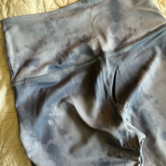 Beyond Yoga - Olympus MIDI Legging - Picture 5 of 6